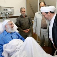 عيادة العلماء والشخصيات للإمام الخامنئي حفظه الله في المستشفى